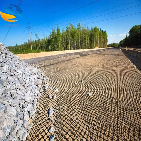 Manufacturer CE ISO9001 Fiberglass Geogrid Factory for Driveway Road Reinforcement Construction